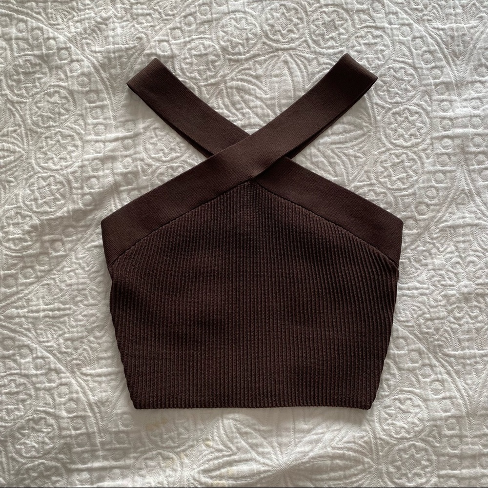 Aritzia Babaton Sculpt Knit Criss Cross Cropped Tank